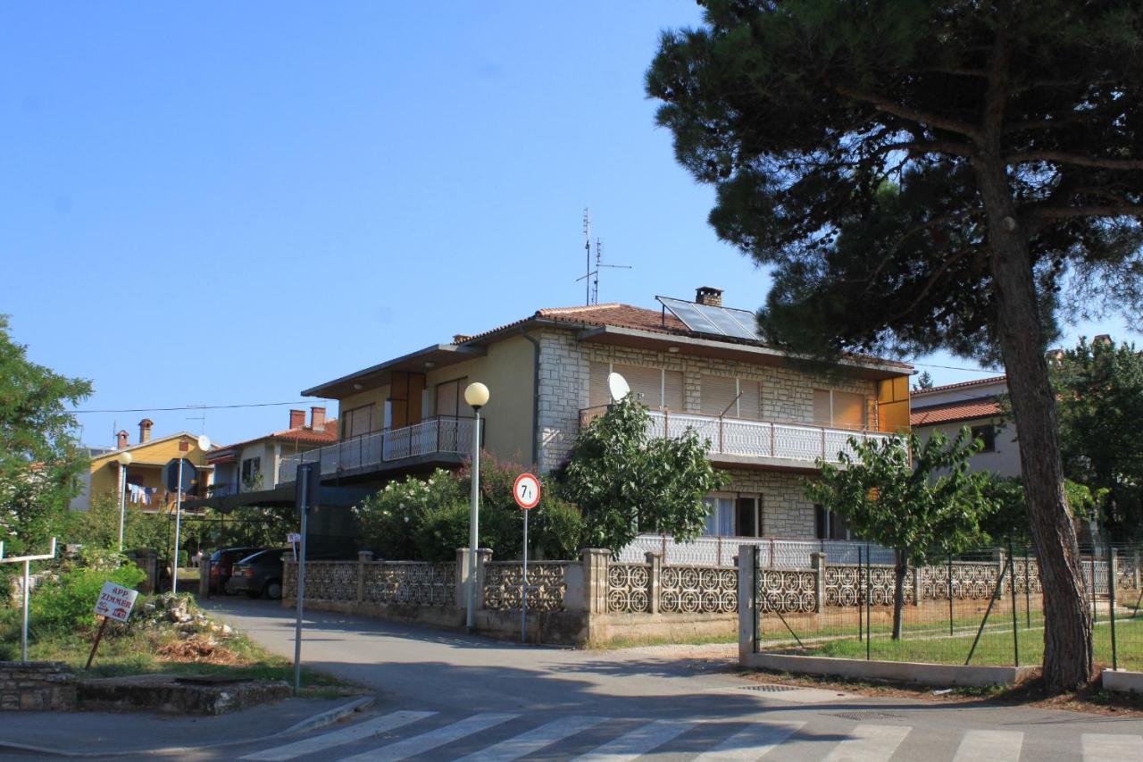 Apartments With A Parking Space Umag - 7066 Eksteriør billede